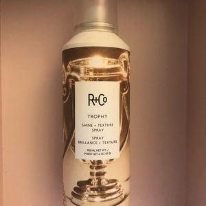 R + Co Trophy Shine + Texture Spray